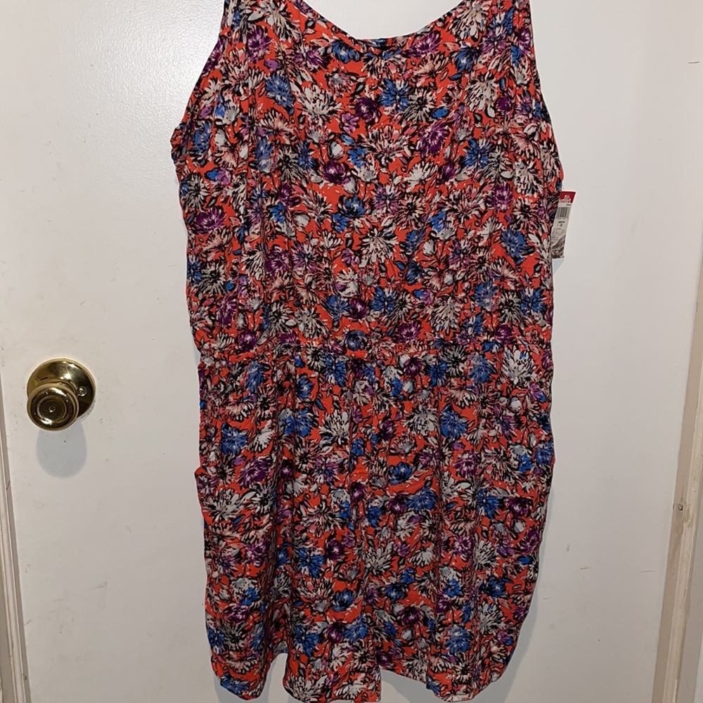 Romper - Picture 2 of 3